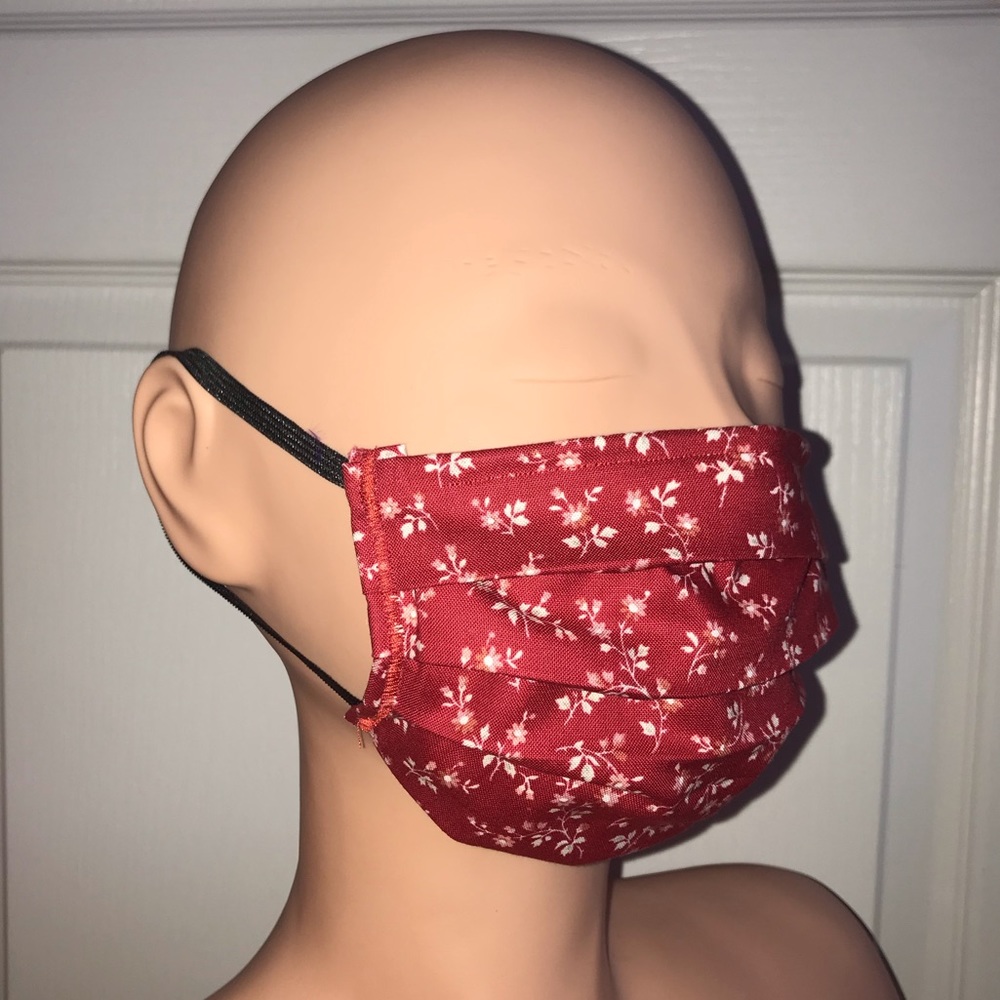🛑SOLD!🛑Face mask with filter pocket